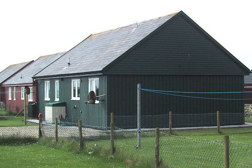 Colonial Place, Scatness